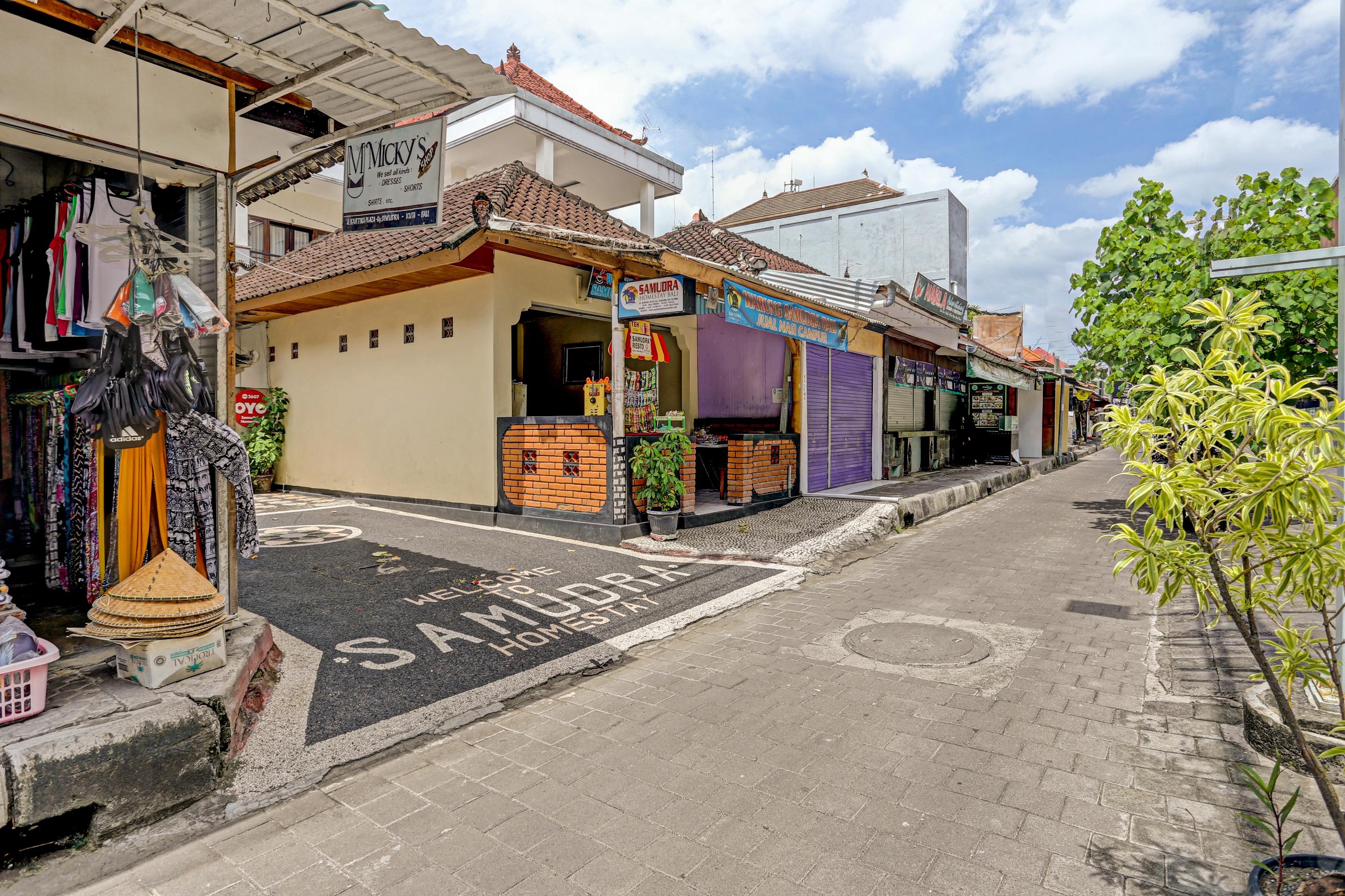 Samudra Homestay Kuta Lombok Exterior foto